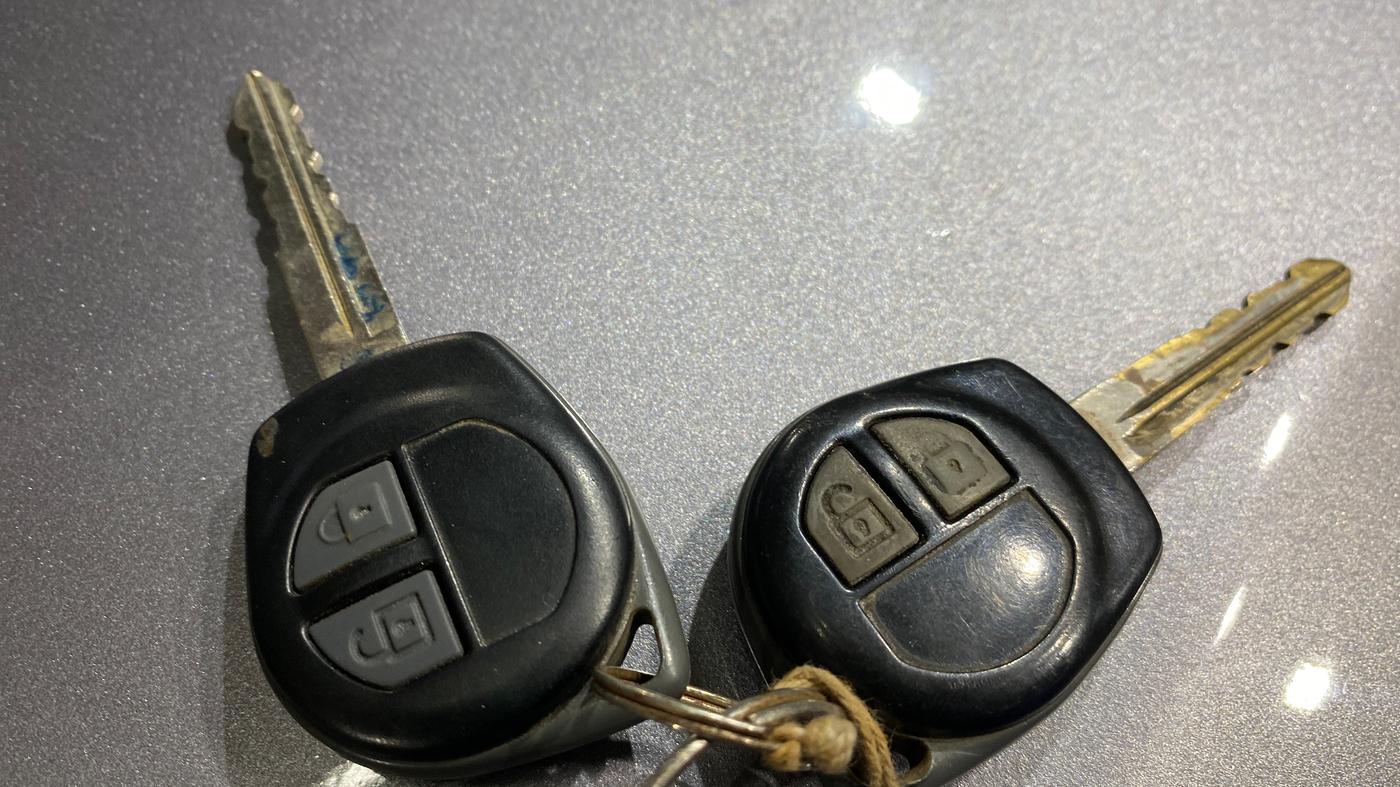 2014 Maruti Swift Dzire VXI, Petrol, Manual, 36,278 km, Key Close Up