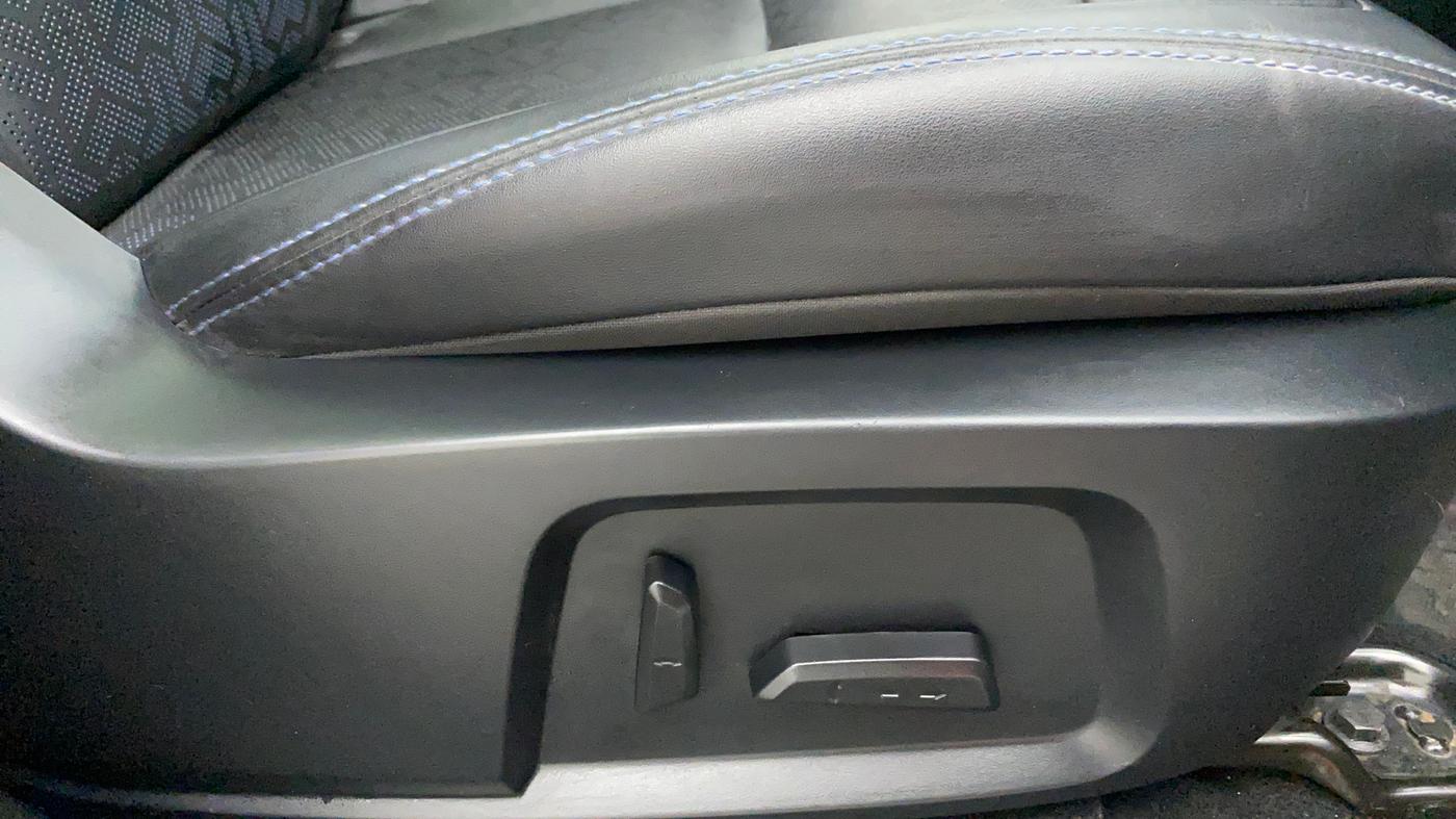 2021 Tata Harrier XZA PLUS 2.0L DARK EDITION, Diesel, Automatic, 24,577 km, Driver Side Adjustment Panel