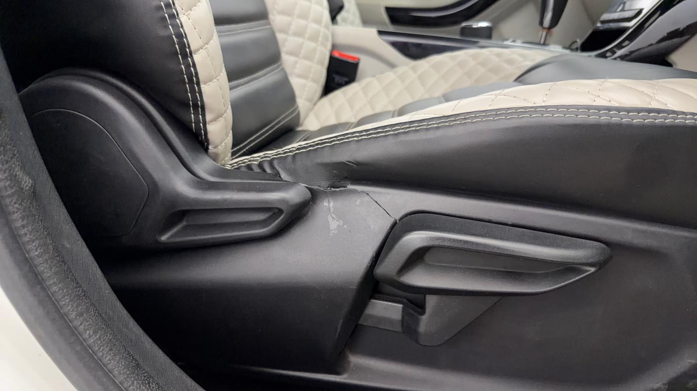 2022 Tata NEXON XZA PLUS PETROL, Petrol, Automatic, 71,950 km, Driver Side Adjustment Panel