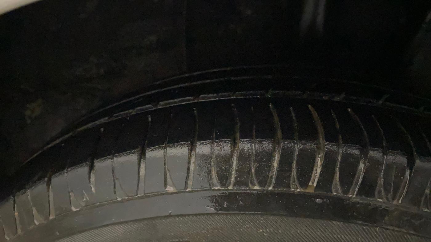 2014 Hyundai Xcent S (O) 1.2, Petrol, Manual, 68,140 km, Left Rear Tyre Tread