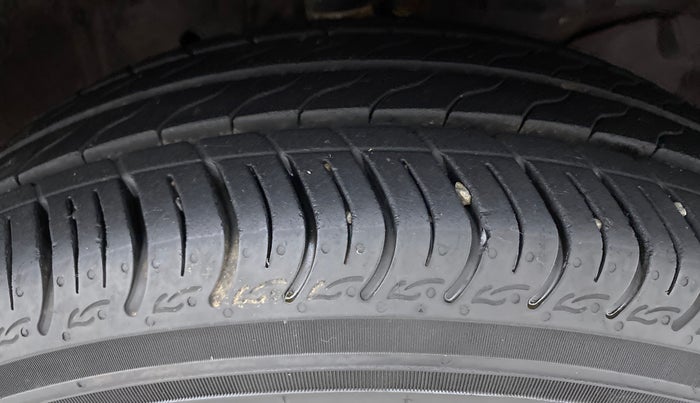 2020 Honda Amaze 1.2L I-VTEC V CVT, Petrol, Automatic, 8,175 km, Right Front Tyre Tread