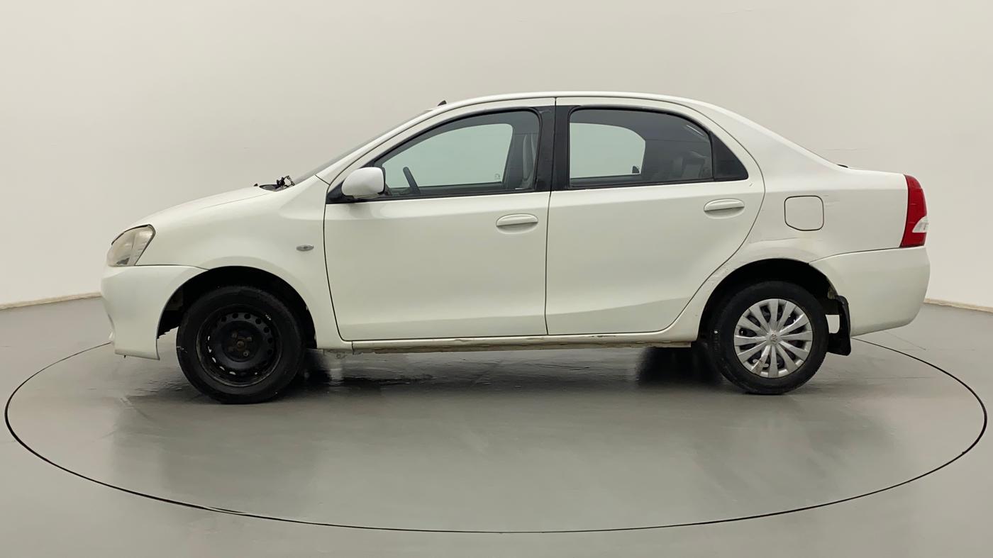 2011 Toyota Etios G, Petrol, Manual, 55,790 km, Left Side