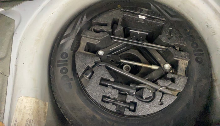 2015 Volkswagen Polo COMFORTLINE 1.2L, Petrol, Manual, 63,170 km, Spare Tyre