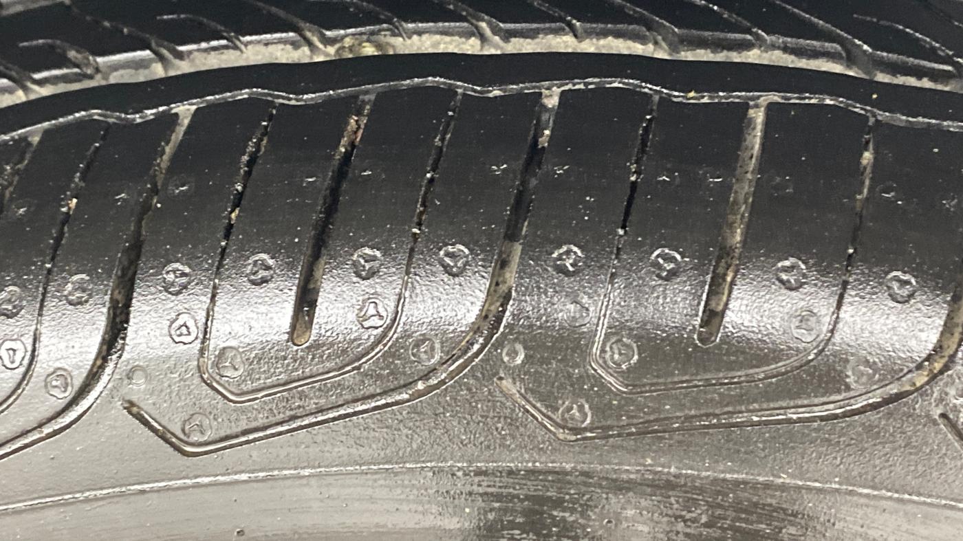 2023 Tata ALTROZ XM PLUS PETROL, Petrol, Manual, 8,809 km, Left Rear Tyre Tread