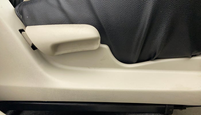 2018 Maruti Celerio ZXI D, Petrol, Manual, 36,873 km, Driver Side Adjustment Panel