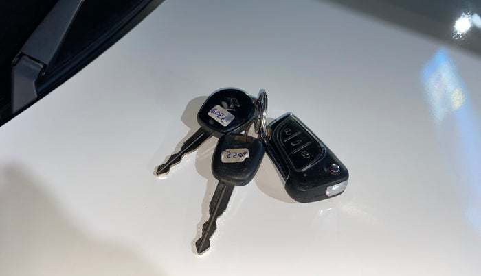 2022 Maruti S PRESSO VXI+, CNG, Manual, 48,172 km, Key Close Up