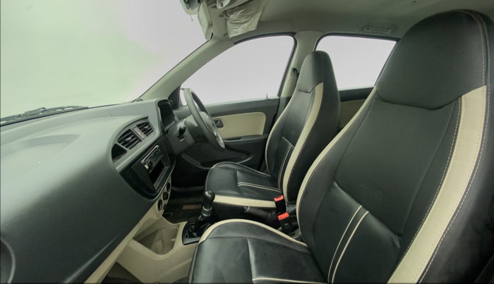 2016 Maruti Alto K10 LXI, Petrol, Manual, 22,747 km, Right Side Front Door Cabin
