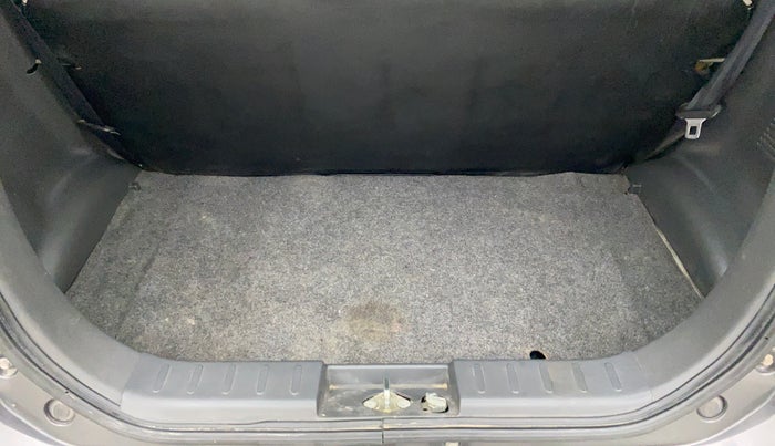 2016 Maruti Alto K10 LXI, Petrol, Manual, 22,747 km, Boot Inside