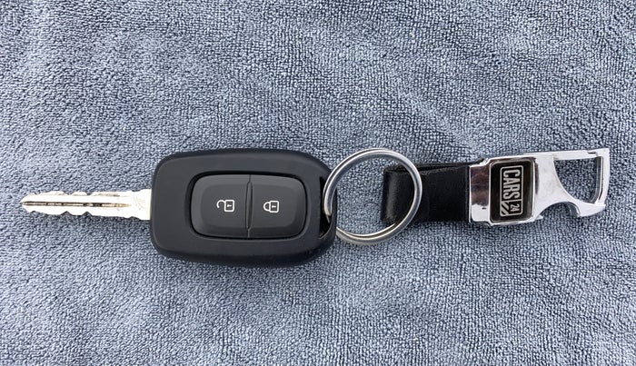 2021 Nissan MAGNITE XL Turbo MT, Petrol, Manual, 5,306 km, Key Close Up