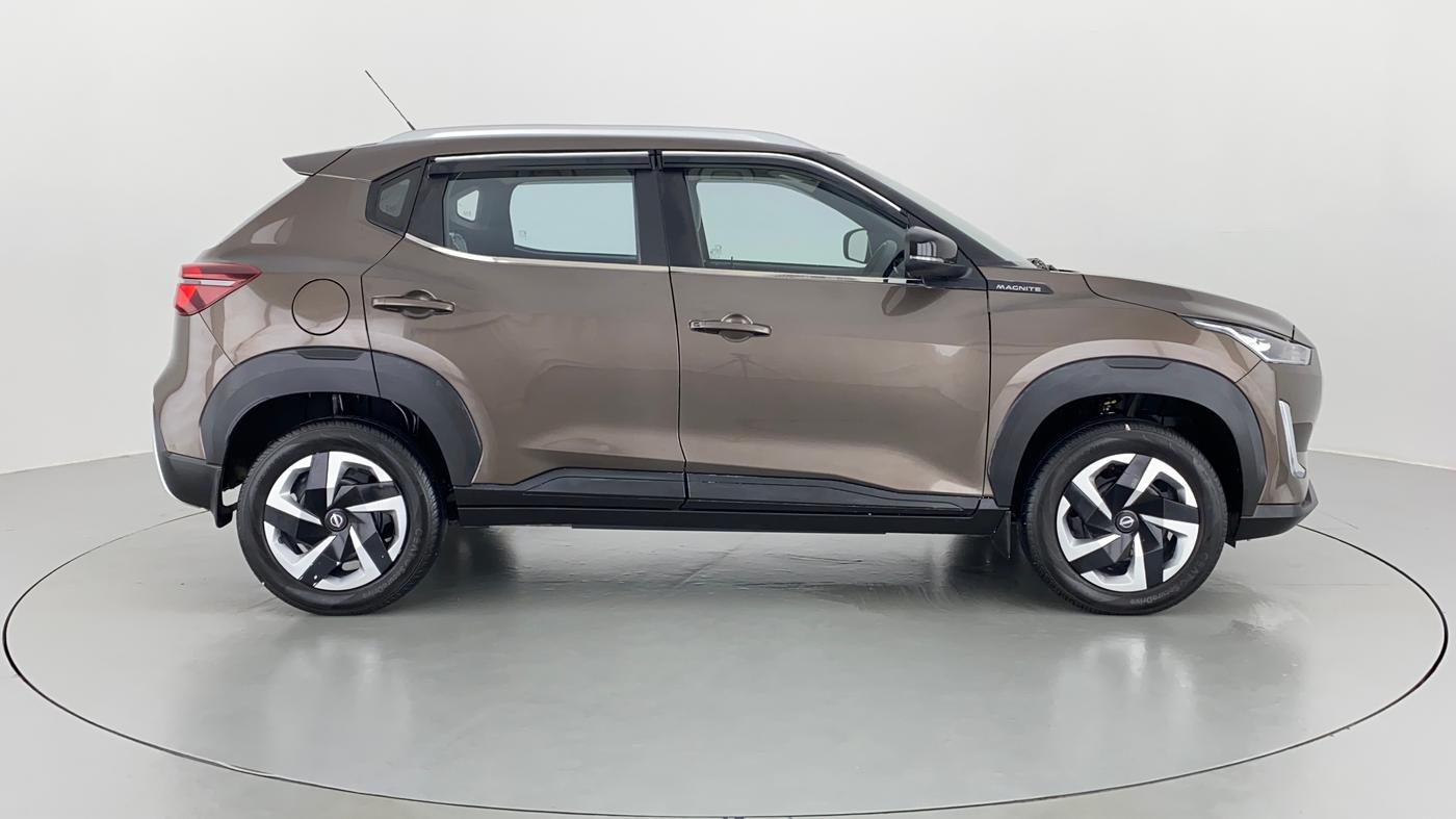 2021 Nissan MAGNITE XL Turbo MT, Petrol, Manual, 5,306 km, Right Side View