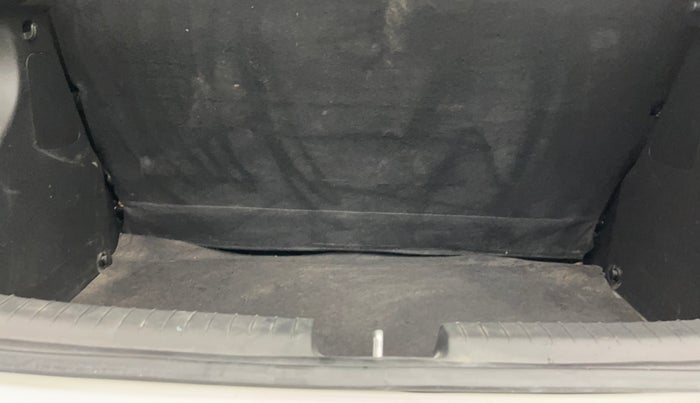 2017 Hyundai Elite i20 MAGNA EXECUTIVE 1.2, Petrol, Manual, 49,965 km, Boot Inside