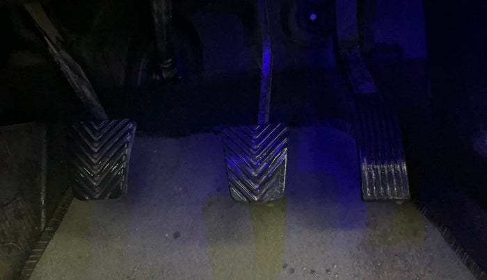 2017 Hyundai Elite i20 MAGNA EXECUTIVE 1.2, Petrol, Manual, 49,965 km, Pedals