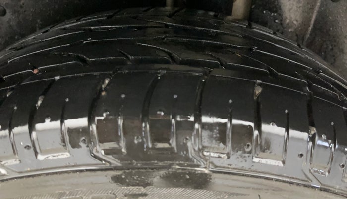 2021 MG HECTOR PLUS SUPER 1.5 PETROL TURBO HYBRID MT 7-STR, Petrol, Manual, 91,637 km, Left Rear Tyre Tread