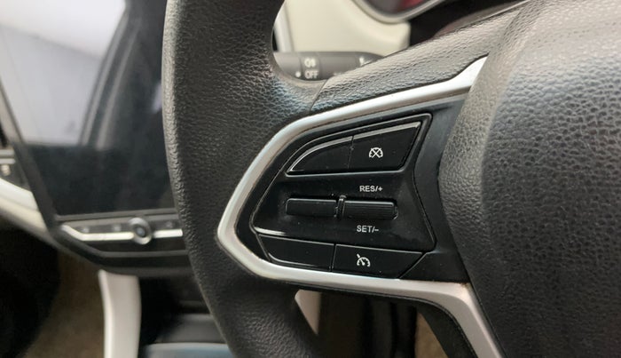 2021 MG HECTOR PLUS SUPER 1.5 PETROL TURBO HYBRID MT 7-STR, Petrol, Manual, 91,637 km, Adaptive Cruise Control