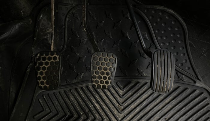 2022 Tata Tiago XM CNG, CNG, Manual, 45,892 km, Pedals