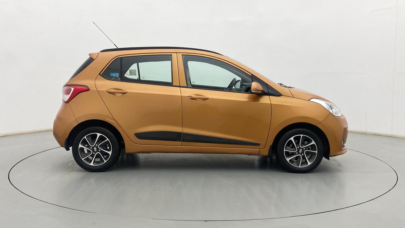 2017 Hyundai Grand i10 SPORTZ (O) AT 1.2 KAPPA VTVT, Petrol, Automatic, 23,270 km, Right Side View