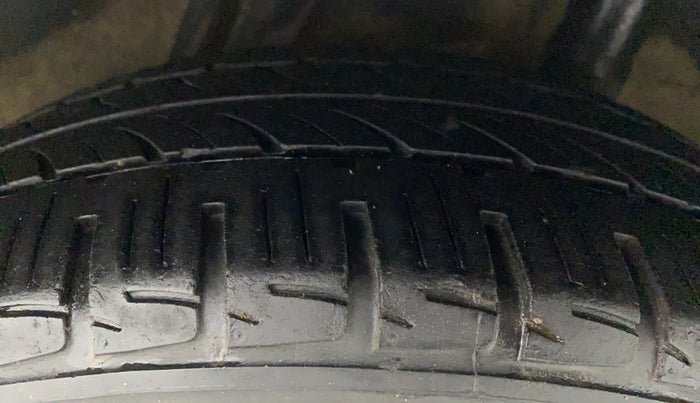 2011 Honda City 1.5L I-VTEC S MT, Petrol, Manual, 83,392 km, Left Rear Tyre Tread