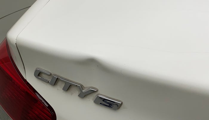 2011 Honda City 1.5L I-VTEC S MT, Petrol, Manual, 83,392 km, Dicky (Boot door) - Slightly dented
