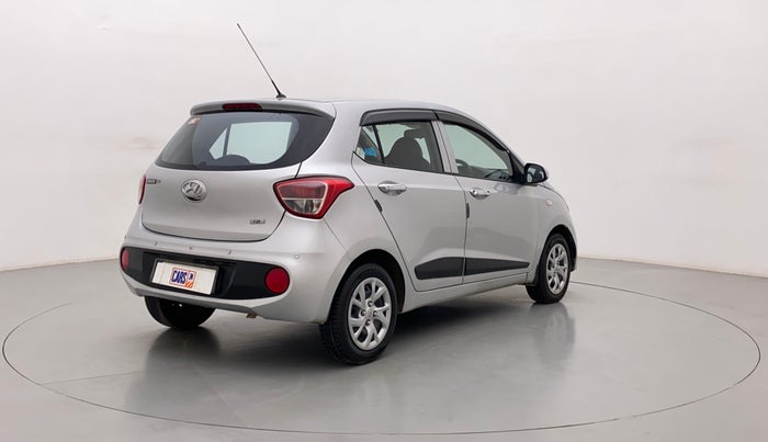 2017 Hyundai Grand i10 MAGNA 1.2 KAPPA VTVT, Petrol, Manual, 63,506 km, Right Back Diagonal