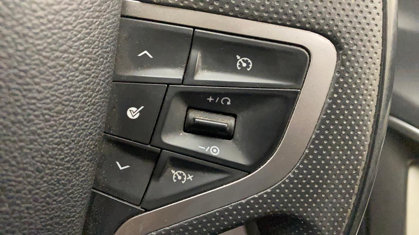 2021 Tata Safari XZ PLUS, Diesel, Manual, 1,20,494 km, Adaptive Cruise Control