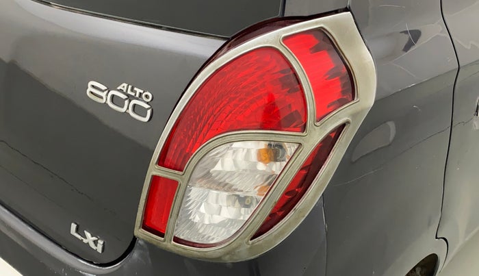 2014 Maruti Alto 800 LXI, Petrol, Manual, 1,02,337 km, Right tail light - Minor damage