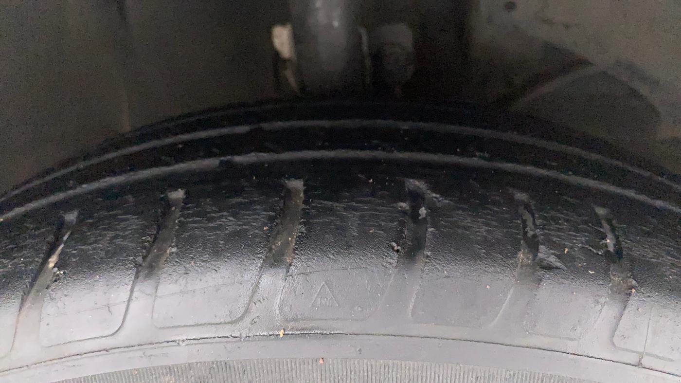 2021 Maruti Dzire VXI, Petrol, Manual, 40,281 km, Right Front Tyre Tread