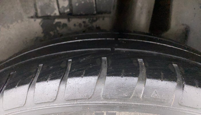 2021 Maruti Dzire VXI, Petrol, Manual, 40,281 km, Left Rear Tyre Tread