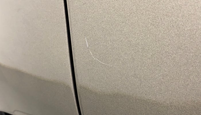 2021 Maruti Dzire VXI, Petrol, Manual, 40,281 km, Right rear door - Minor scratches