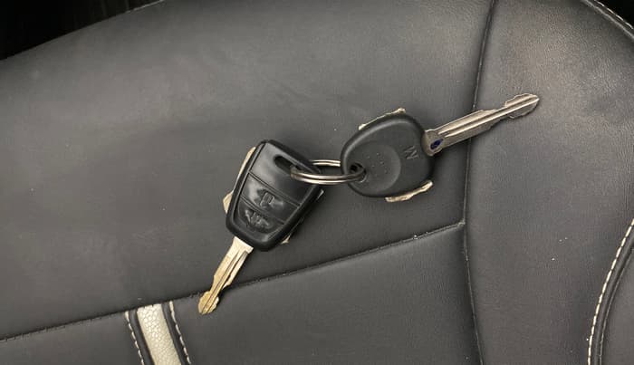 2018 Hyundai NEW SANTRO SPORTZ MT, Petrol, Manual, 19,325 km, Key Close Up