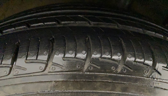 2019 Hyundai Xcent SX 1.2 CRDI, Diesel, Manual, 63,305 km, Right Rear Tyre Tread