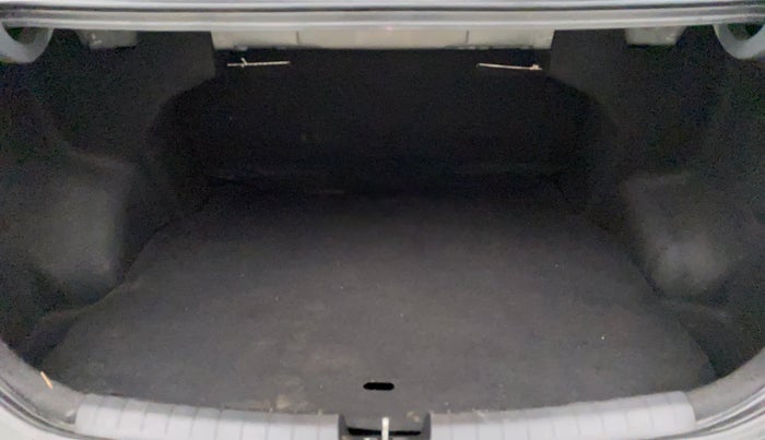 2019 Hyundai Xcent SX 1.2 CRDI, Diesel, Manual, 63,305 km, Boot Inside