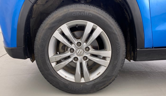 2017 Maruti Vitara Brezza ZDI PLUS DUAL TONE, Diesel, Manual, 56,086 km, Left Front Wheel