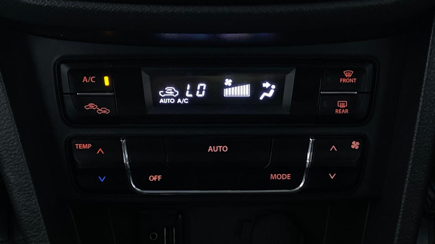 2017 Maruti Vitara Brezza ZDI PLUS DUAL TONE, Diesel, Manual, 56,086 km, Automatic Climate Control
