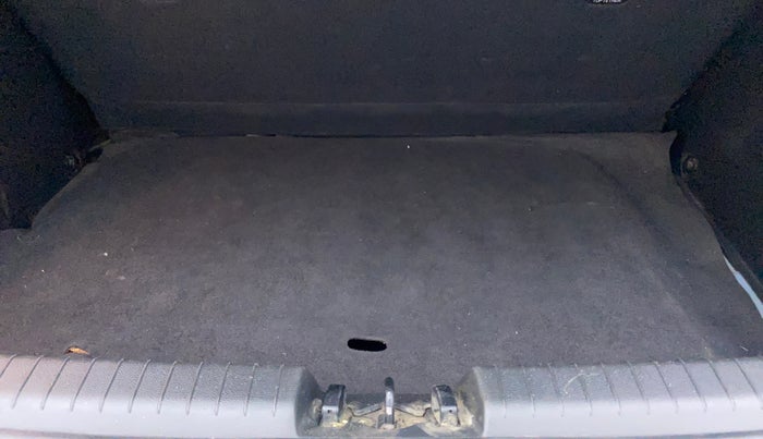 2019 Hyundai Elite i20 ASTA (O) CVT, Petrol, Automatic, 45,276 km, Boot Inside