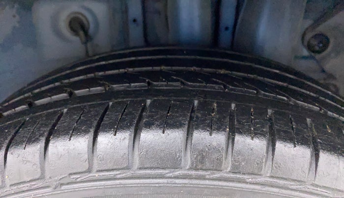2019 Hyundai Elite i20 ASTA (O) CVT, Petrol, Automatic, 45,276 km, Left Rear Tyre Tread