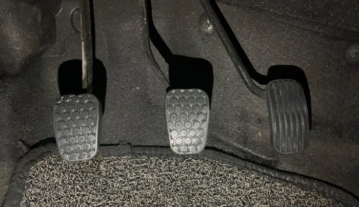 2022 Tata Tiago XZ PLUS CNG, CNG, Manual, 42,231 km, Pedals