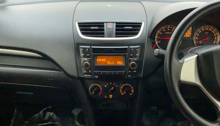 2015 Maruti Swift VXI, Petrol, Manual, 84,112 km, Air Conditioner