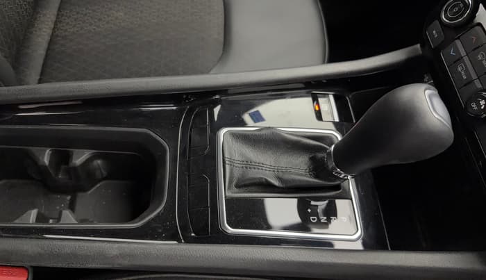 2022 Jeep Compass NIGHT EAGLE (O) 1.4 PETROL DCT, Petrol, Automatic, 17,871 km, Gear Lever
