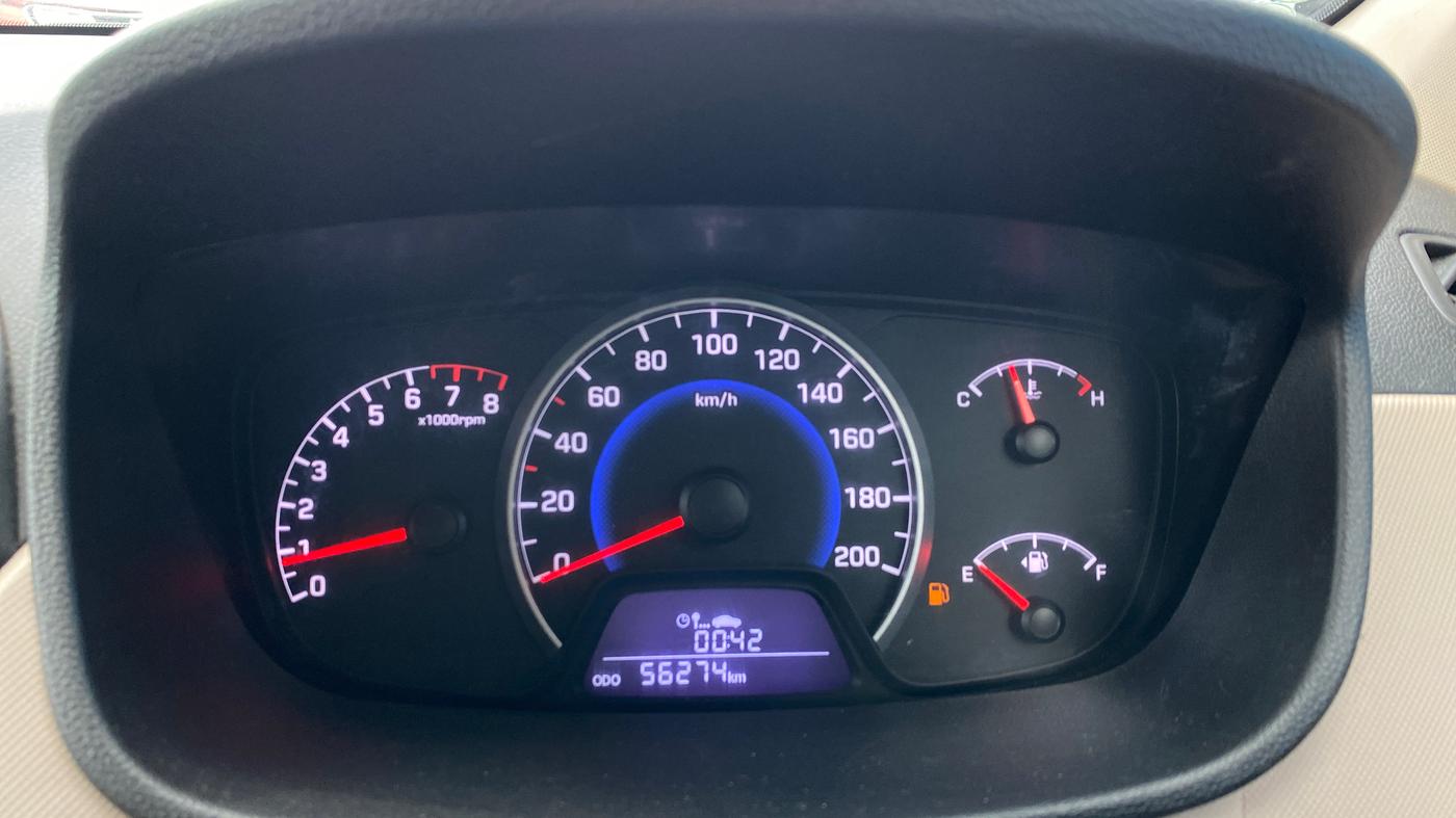 2015 Hyundai Grand i10 SPORTZ 1.2 KAPPA VTVT, Petrol, Manual, 56,278 km, Odometer Image