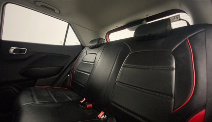 2020 Hyundai VENUE SX PLUS 1.0 TURBO DCT, Petrol, Automatic, 22,328 km, Right Side Rear Door Cabin