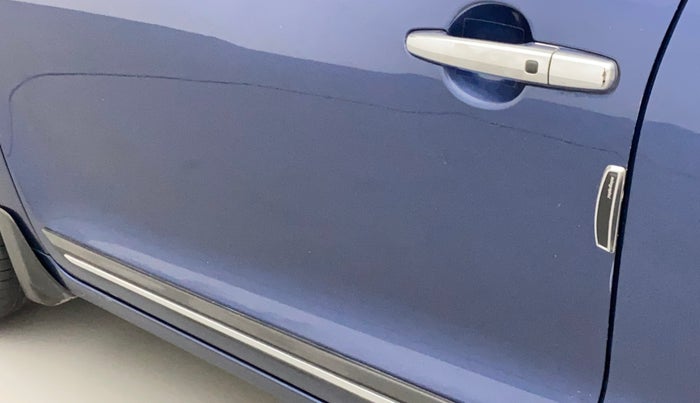 2019 Maruti Baleno ALPHA PETROL 1.2, Petrol, Manual, 33,686 km, Front passenger door - Minor scratches