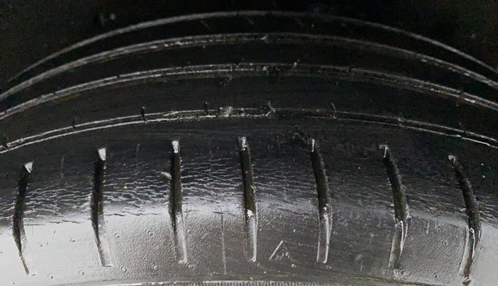 2019 Maruti Baleno ALPHA PETROL 1.2, Petrol, Manual, 33,686 km, Left Rear Tyre Tread