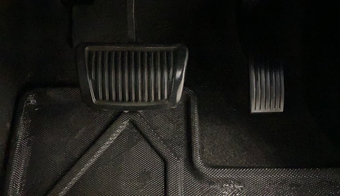 2023 Hyundai VENUE SX (O) 1.0 TURBO DCT, Petrol, Automatic, 43,845 km, Pedals