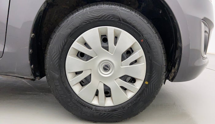 2016 Maruti Swift VDI, Diesel, Manual, 59,552 km, Right Front Wheel