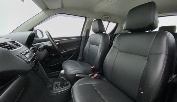 2016 Maruti Swift VDI, Diesel, Manual, 59,552 km, Right Side Front Door Cabin