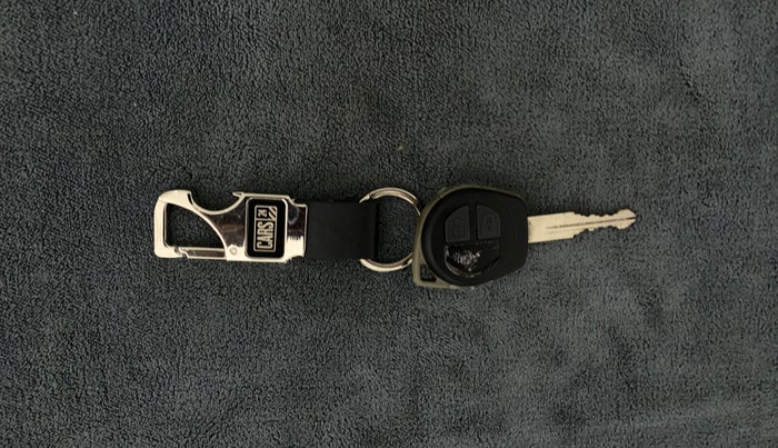 2014 Maruti Swift VDI, Diesel, Manual, 40,263 km, Key Close Up