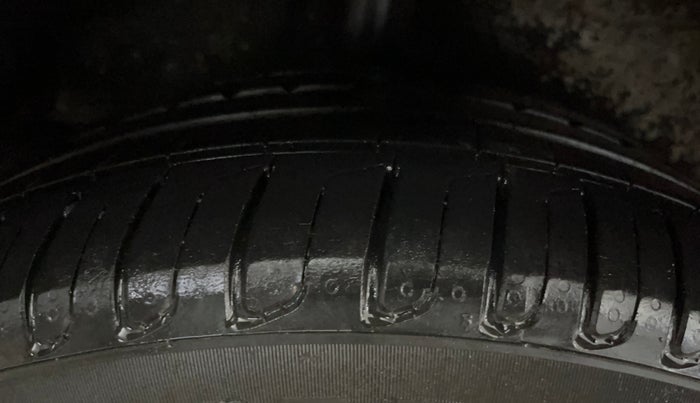 2017 Honda WR-V 1.2L I-VTEC VX MT, Petrol, Manual, 81,737 km, Right Rear Tyre Tread