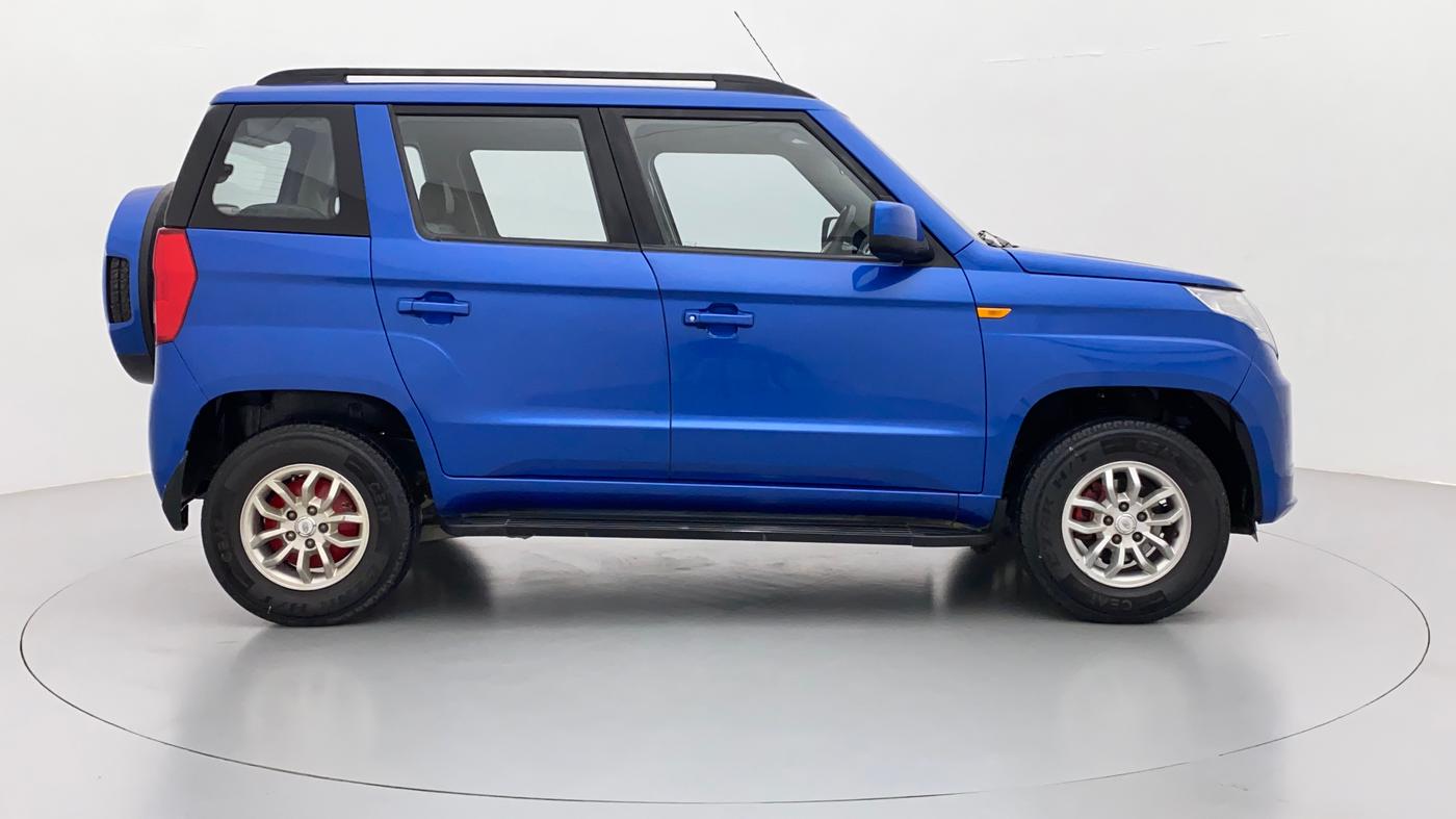 2015 Mahindra TUV300 T8, Diesel, Manual, 22,336 km, Right Side View