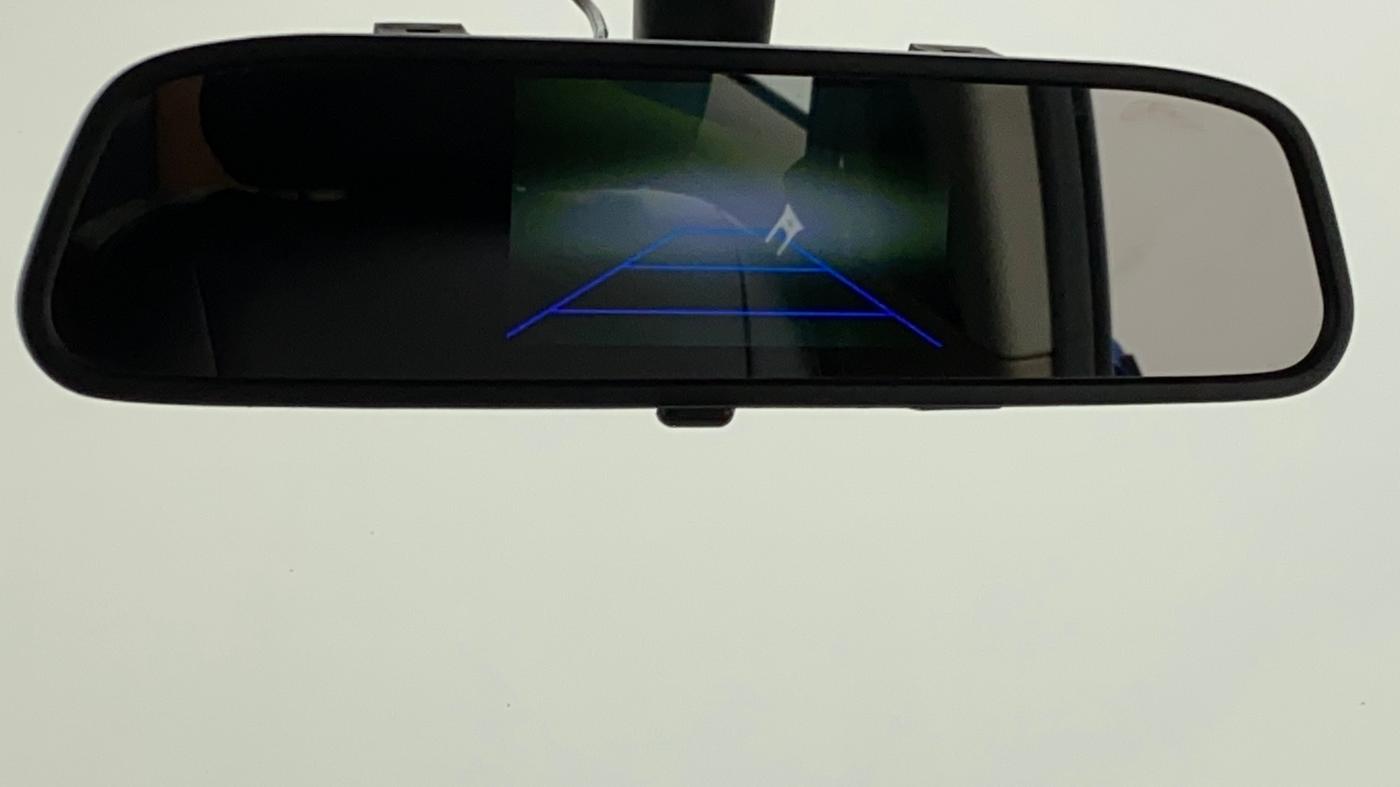 2015 Mahindra TUV300 T8, Diesel, Manual, 22,336 km, IRVM Reverse Camera