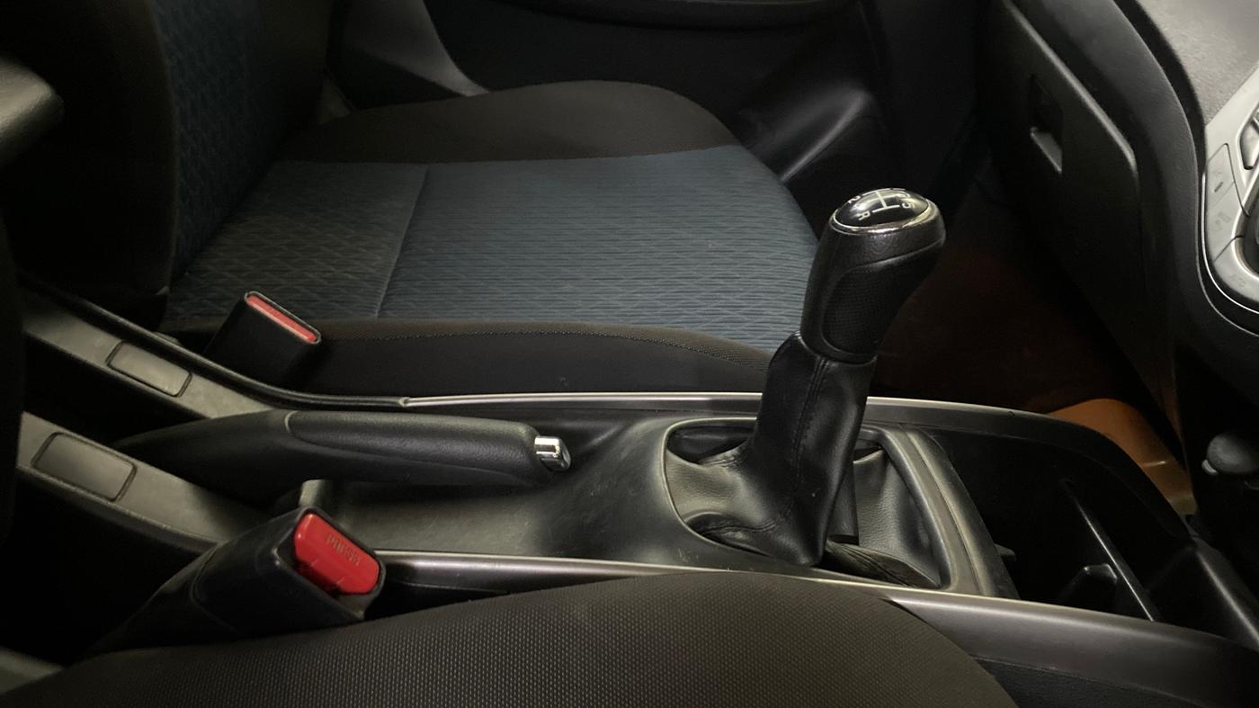 2019 Maruti Baleno ZETA PETROL 1.2, Petrol, Manual, 50,701 km, Gear Lever